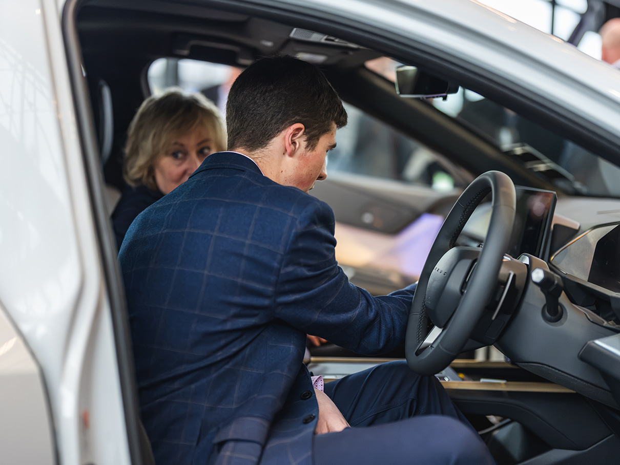 Lexus ES Launch